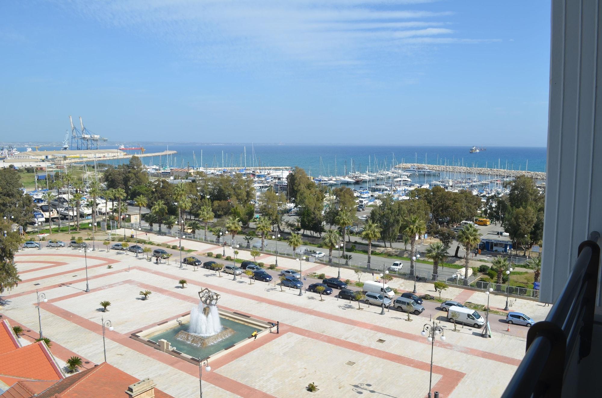 Sun Hall Hotel Larnaca Bagian luar foto